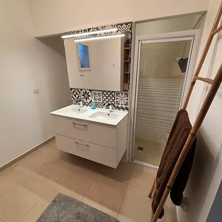 Ste Maxime Piscine Proche Holiday home *